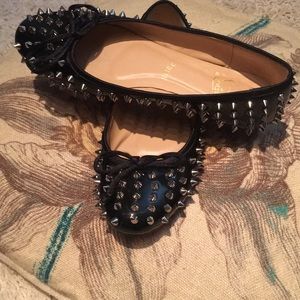 SPIKED BALLET FLATS! DANGEROUSLY ELEGANT🌸ON HOLD!